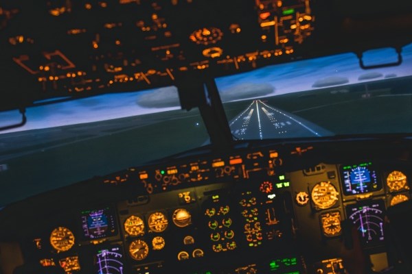 Pohyblivý simulátor Boeing 737 na Ruzyni