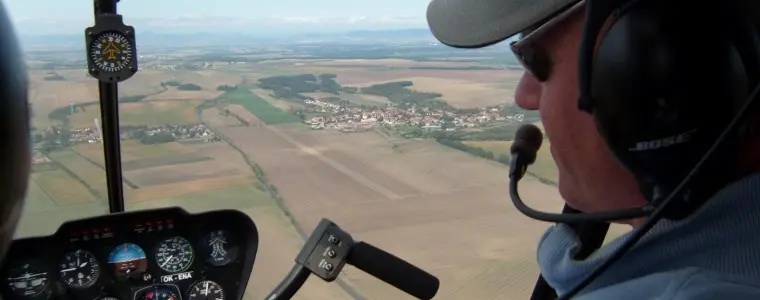 Pilotem vrtulníku na zkoušku pro 3 osoby Hradec Králové