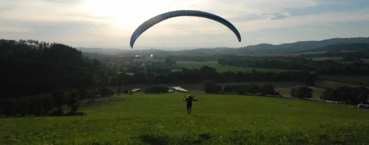 Jednodenní kurz paraglidingu