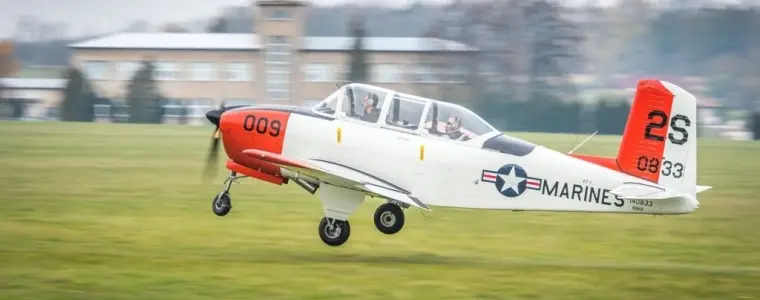 Vyhlídkový let historickým letadlem T - 34 Mentor Brno