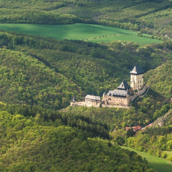 Let vrtulníkem nad Karlštejn